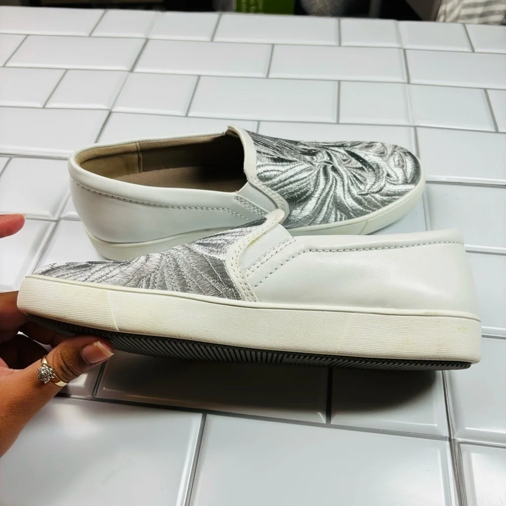 Naturalizer Marianne 4 Sneakers White‎ Silver 8.5W